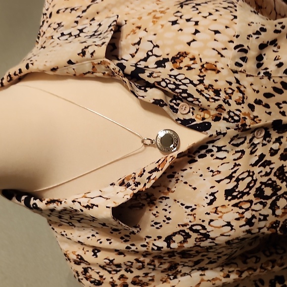 Spense Animal Print Long Sleeve Blouse - Picture 4 of 9